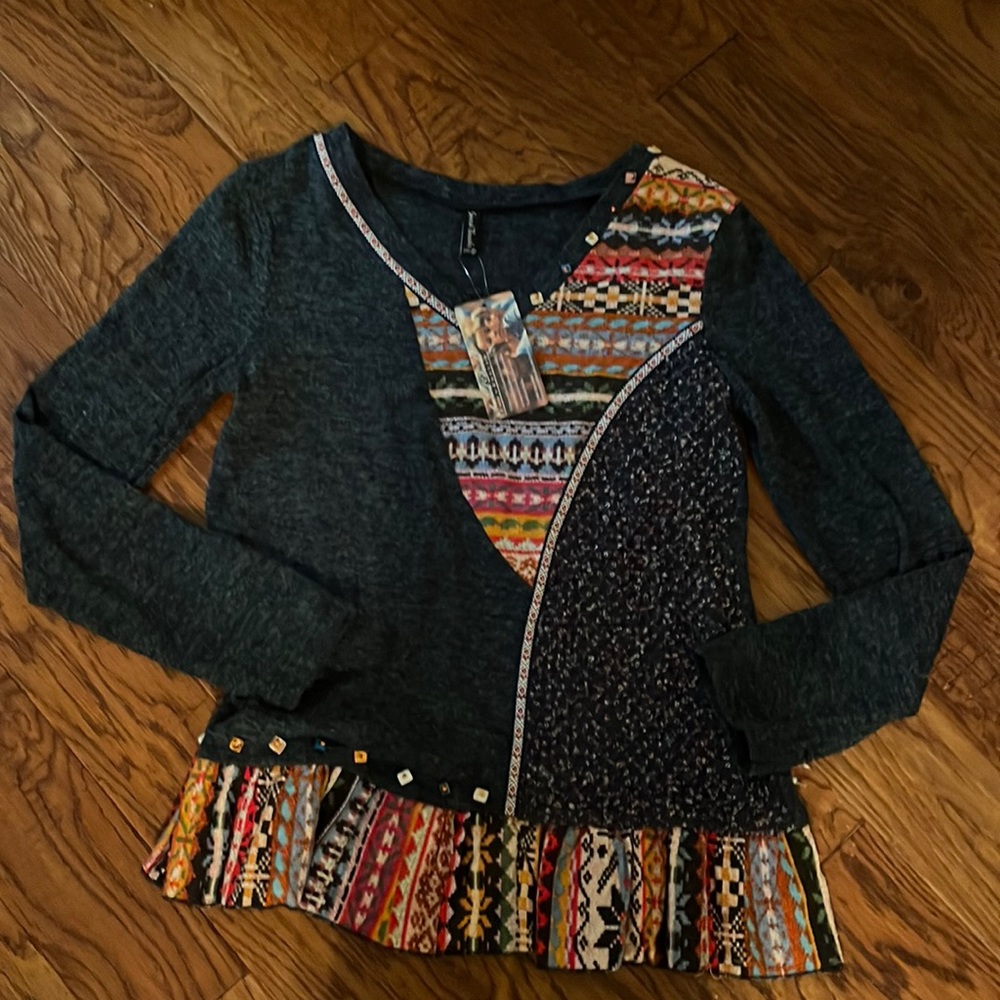 Adorable top